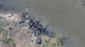 Imaginile dezastrului: Rusii au suferit pierderi grele dupa trei incercari esuate de fortare a unui rau strategic in Donbas