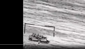  Deja-vu: Un alt blindat cu soldati rusi deasupra, lovit in plin de o racheta ghidata a ucrainenilor - VIDEO