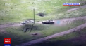 Cum abandoneaza rusii doua blindate si o iau la fuga dupa ce sunt surprinsi cu focuri de artilerie - VIDEO