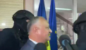 Igor Dodon - scos de mascatii CNA de la Judecatoria Ciocana: „Este un dosar penal al Maiei Sandu” - VIDEO