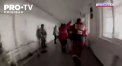 Timp de 22 de zile a salvat vieti in Mariupol. Este vorba despre un paramedic ucrainean, care a ajutat zeci de raniti din tara sa, chiar din prima zi a razboiului - VIDEO