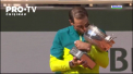 Tenismenul Rafael Nadal a demonstrat inca o data ca este cu adevarat Regele Zgurii, asa cum a fost supranumit - VIDEO
