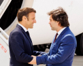 Au dat mana chiar pe Aeroportul International Chisinau. Nicu Popescu: „O vizita istorica gazduita astazi in Republica Moldova” - FOTO
