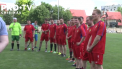 Mai multi medici si farmacisti din Chisinau au schimbat pentru cateva ore halatele albe pe echipamentul si mingea de fotbal - VIDEO