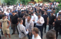 Tauber si protestatarii au ajuns la Inspectoratul de Politie din centrul capitalei. Acestia cer ca oamenii legii sa le permita instalarea scenei pentru concert in PMAN - FOTO