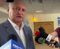 Cum raspunde fostul presedinte, intrebat de unde a luat bani pentru vacantele de lux: „Altceva sa declar nu am” - VIDEO