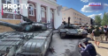 La cateva zile de la retragerea trupelor ucrainene din orasul Lisiceansk, armata rusa scoate la expozitie tancurile si blindatele lasate in urma de armata ucraineana - VIDEO