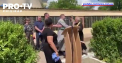 Un preot al Bisericii Ortodoxe Ruse a atacat cu crucea un preot al Bisericii Ortodoxe Ucrainene, dupa ce ultimul a acuzat ca sustinatorii patriarhului Kiril al Moscovei ii ajuta pe ocupantii rusi - VIDEO