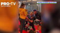 Un triatlonist spaniol a planificat sa-si ceara iubita in casatorie indata dupa finalul cursei, dar muschii i-au jucat festa. Crampele musculare l-au imobilizat pe sportiv in cel mai nepotrivit moment - VIDEO