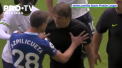 Au sarit scantei la sfarsitul partidei dintre Chelsea si Tottenham. Antrenorii celor doua echipe au fost cat pe ce sa se ia la bataie, fapt pentru care au primit cate un cartonas rosu din partea arbitrului - VIDEO