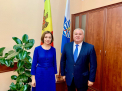 Dupa mai bine de un an si jumatate, Maia Sandu a ajuns intr-o vizita de lucru la Balti. Sefa statului s-a intalnit cu primarul orasului, Nicolai Grigorisin. Despre ce au discutat cei doi - VIDEO