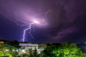 O noua avertizare meteorologica. Cod GALBEN de ploi cu descarcari electrice, insotite de vant puternic in toata tara - FOTO 