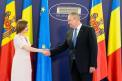 Premierul Romaniei, mesaj la 31 de ani de la proclamarea Independentei Republicii Moldova: Am fost, suntem si vom fi alaturi de fratii de peste Prut

