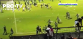 La mai putin de o saptamana de la tragedia din Indonezia, unde peste o suta de persoane au decedat din cauza incidentelor de dupa un meci de fotbal, un caz similar a avut loc si in Argentina - VIDEO