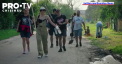 Razboiul i-a unit mai mult ca niciodata. Ramasi pe drumuri, sau cu casele devastate, multi ucraineni gasesc cu greu forta sa o ia de la zero, iar celor din suburbiile capitalei le vin in ajutor mai multi voluntari din Kiev - VIDEO