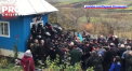 Scandal in curtea unei biserici din regiunea Cernauti. Enoriasii s-au luat la bataie pentru ca lacasul este controlat de Moscova - VIDEO