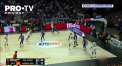 Detinatoarea titlului din Euroliga de baschet, Anadolu Efes a suferit al treilea esec la rand. Echipa din Turcia a fost invinsa de Real Madrid - VIDEO 
