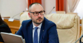 A spus ca sunt false, iar acum spune ca au fost trunchiate si rupte din context. O alta reactie a lui Litvinenco, dupa ce unii i-au solicitat sa isi dea demisia, dupa ce canalul sau de Telegram a fost spart, iar mai multe conversatii au fost facute publice