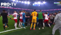 Fotbalistii echipelor Zenit Sankt Petersburg si Spartak Moscova au transformat terenul de joc intr-un ring de box. O bataie generala s-a produs in timpul derby-ului din Rusia, iar meciul s-a incheiat cu sase cartonase rosii - VIDEO