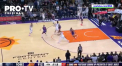 Aruncarea sezonului in liga nord-americana de baschet. Americanul Ziaire Williams a reusit sa trimita mingea in cosul advers din interiorul propriului careu - VIDEO