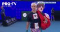Viktoria Azarenka si-a facut aparitia la meciul cu Jessica Pegula imbracata in uniforma de joc a clubului de fotbal Paris Saint-Germain. Cum si-a motivat gestul - VIDEO