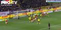 Borussia Dortmund nu isi ia gandul de la trofeu in Bundesliga. Aceasta a invins in partida de aseara si este tot mai aproape de lidera Bayern Munchen - VIDEO