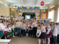 Scriitorii merg la intalniri cu elevii – actiune sprijinita de Fundatia „Valentin Esanu”