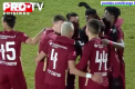 CFR Cluj a revenit pe prima pozitie in campionatul Romaniei. Formatia pregatita de Dan Petrescu a invins la limita gruparea FC Voluntari - VIDEO