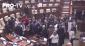 Proiect de lege adoptat: Sintagma "limba moldoveneasca" din legislatia Republicii Moldova si din Constitutie a fost modificata in "limba romana". Cum a reactionat opozitia - VIDEO