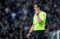 Arbitru lovit cu un pahar de plastic, in timpul unui meci de fotbal din Olanda. Competitia a fost oprita, iar un barbat a ajuns in arest
