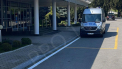 Dupa mai bine de doua ore dupa ce a fost retinuta, Marina Tauber, inca se afla pe Aeroportul International Chisinau. Un microbuz al CNA, in fata aeroportului - FOTO/VIDEO