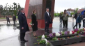 Inainte ca socialistii sa ajunga la memorialul Eternitate, Maia Sandu, Dorin Recean si Igor Grosu au depus flori: Oficialii au trecut rand pe rand, pe la mormintele din parc si au lasat crizanteme albe - VIDEO 