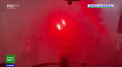 Atmosfera fantastica la AS Roma, inaintea meciului cu Bayer. Fanii au cantat si au lansat fumigene galbene si rosii - VIDEO
