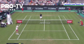 Daniil Medvedev nu si-a revenit dupa eliminarea prematura de la Roland Garros. Rusul a debutat cu stangul in sezonul de iarba, fiind eliminat de la un turneu din Tarile de Jos - VIDEO 