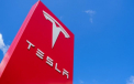 Tesla recheama 55.000 de vehicule Model X, pentru o defectiune care impiedica avertizarea privind scaderea lichidului de frana
