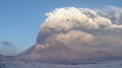 Un vulcan din Rusia a inceput sa erupa, iar coloana imensa de cenusa s-a ridicat pana la 14 kilometri inaltime
