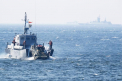 Doua nave de desant ale marinei ruse, lovite de drone kamikaze in peninsula Crimeea - serviciul ucrainean de informatii militare - VIDEO