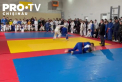 Turneu de judo la Ocnita. Circa doua sute de sportivi din Moldova si Ucraina s-au duelat in cadrul competitiei organizata in memoria antrenorului Victor Slesari - VIDEO