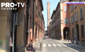 Pericol pentru turistii care viziteaza Bologna: Fratele mai mic al turnului din Pisa sta sa se prabuseasca - VIDEO