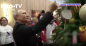 Putin isi incepe campania pentru alegerile prezidentiale? Liderul rus a pozat alaturi de copii la o expozitie din Moscova - VIDEO