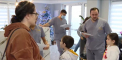 Eroii campaniei Daruiesti si Castigi, in vizita la stomatolog. Membrii familiei Ciumeico au avut parte de un sir de tratamente si proceduri medicale. Dentist: „Ne-a impresionat povestea lor” - VIDEO