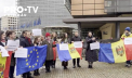 „Moldova este europeana!” Mai multi moldoveni stabiliti la Bruxelles s-au adunat in fata sediului Comisiei Europene unde au scandat mesaje in sustinerea parcursului european al tarii noastre - VIDEO