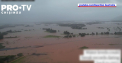Inundatii devastatoare in Australia. Puhoaiele au adus crocodili in orase, au inundat aeroporturi si drumuri. Sute de persoane - evacuate - VIDEO