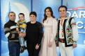 Emotiile s-au transformat in lacrimi de fericire, in studioul DARUIESTI SI CASTIGI. Familia Hristescu a simtit bunatatea celor care au fost sensibilizati de povestea lor. Pentru micutul Constantin s-au adunat peste 250 de mii de lei - VIDEO