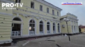 Gara in orasul ucrainean Herson a fost atacata, in timp ce 140 de civili asteptau trenul ca sa fie evacuati. O persoana a fost ucisa si patru au fost ranite - VIDEO