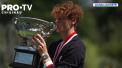 Campionii de la Australian Open au sarbatorit diferit succesul obtinut la Melbourne. Daca Jannik Sinner a avut o seara linistita si a dormit, atunci Aryna Sabalenka s-a distrat toata noaptea alaturi de echipa sa - VIDEO