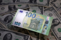 Curs valutar BNM pentru 6 martie. Cat costa astazi un euro si un dolar - FOTO
