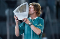Tenismenul Andrey Rublev - noul campion al Masters-ului din Madrid - VIDEO