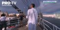 Paradă spectaculoasă cu focuri de artificii, muzică de fanfară și un show al avioanelor de patrulare la Marseille, unde a ajuns flacăra olimpică, cu 79 de zile înaintea ceremoniei de deschiderea Olimpiadei - VIDEO