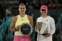  Iga Swiatek, victorie fabuloasă cu Sabalenka, în finala de la Madrid, după ce a salvat 3 mingi de meci - VIDEO